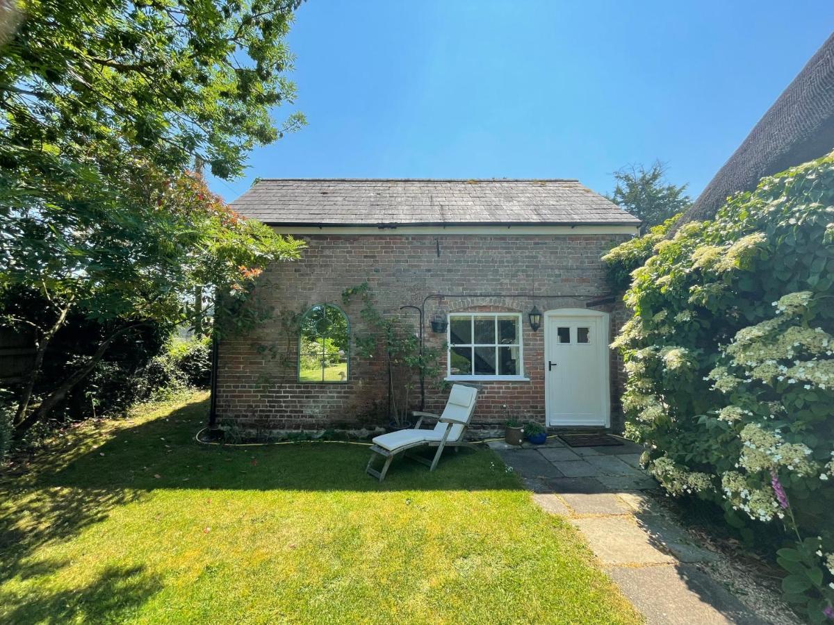 Little Barn Hotel Buckland Newton Luaran gambar
